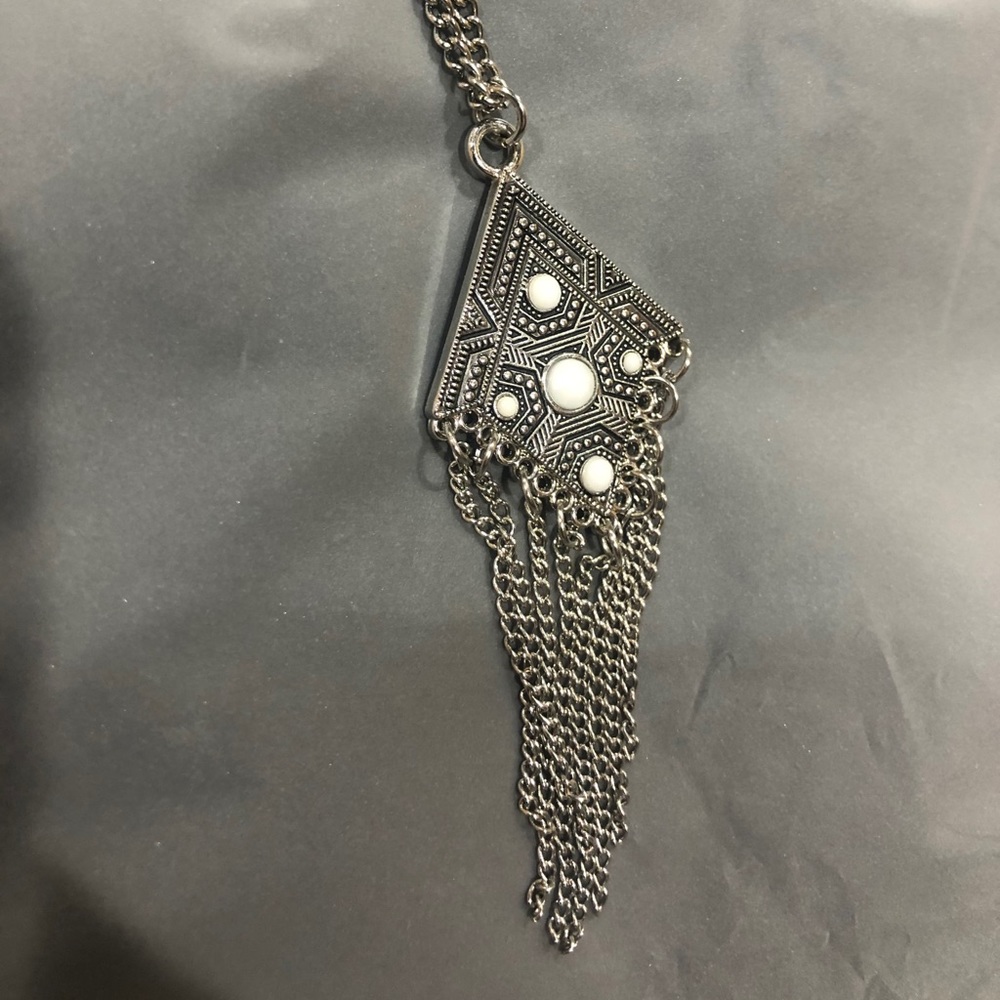 Aztec Chain Necklace - Picture 2 of 3